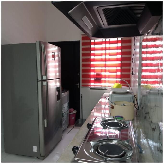 Homestay Ibu Ipoh Esterno foto